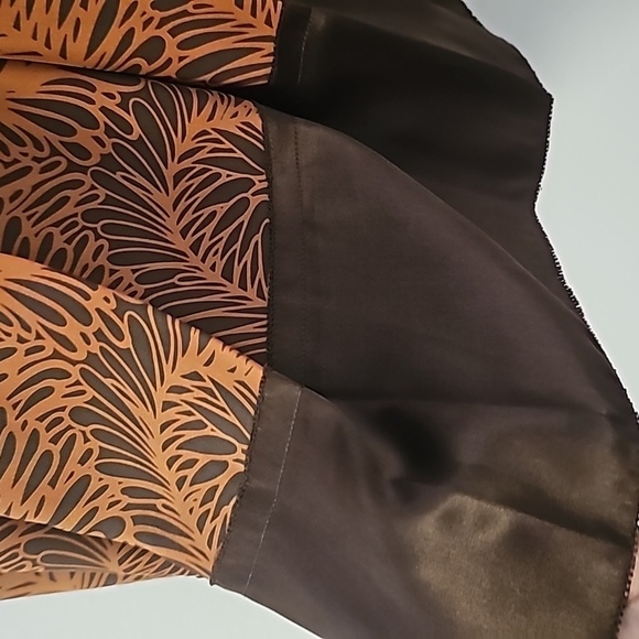 J.jill 100% silk brown and rust color skirt. Lightweight and flowie. Siz… - Picture 3 of 6